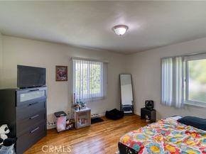8406 Lennox Avenue, Panorama City (los Angeles) CA 91402