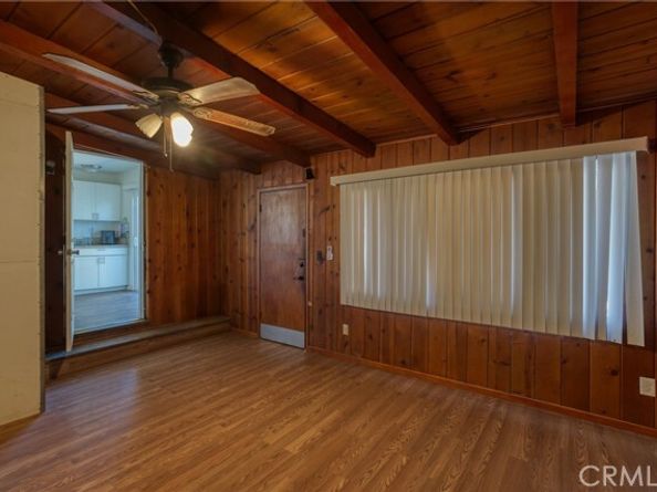 8406 Lennox Avenue, Panorama City (los Angeles) CA 91402