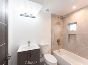 6845 Haskell Avenue, Los Angeles CA 91406