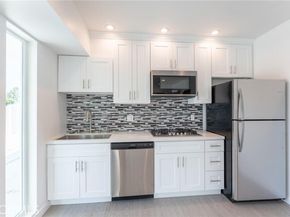 6845 Haskell Avenue, Los Angeles CA 91406