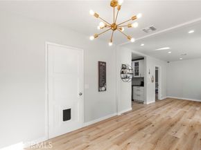 17731 Burbank Boulevard, Encino (los Angeles) CA 91316