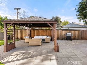 17731 Burbank Boulevard, Encino (los Angeles) CA 91316