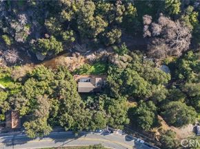 330 S Topanga Canyon Blvd., Topanga (los Angeles) CA 90290