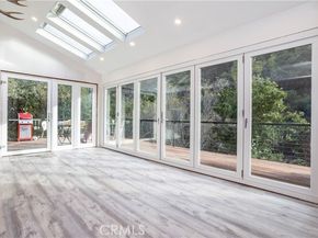 330 S Topanga Canyon Blvd., Topanga (los Angeles) CA 90290