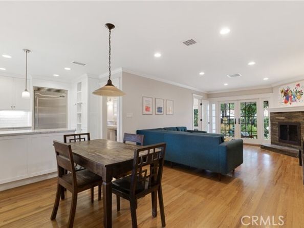 22107 San Miguel, Woodland Hills (los Angeles) CA 91364