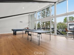 18645 Hatteras Street 289, Tarzana (los Angeles) CA 91356