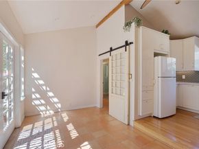 5513 Cartwright Avenue, North Hollywood (los Angeles) CA 91601