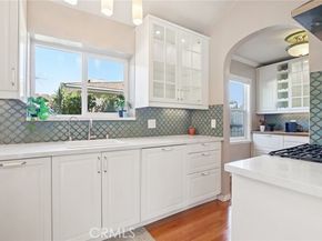 5513 Cartwright Avenue, North Hollywood (los Angeles) CA 91601