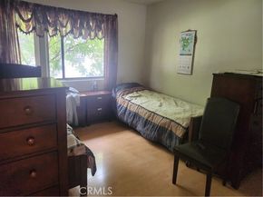 18725 Schoenborn Street, Northridge (los Angeles) CA 91324