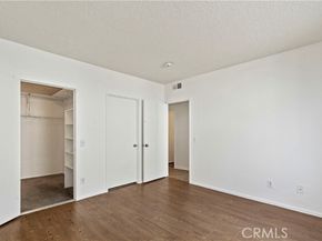 11150 Glenoaks Blvd. #70, Pacoima (los Angeles) CA 91331