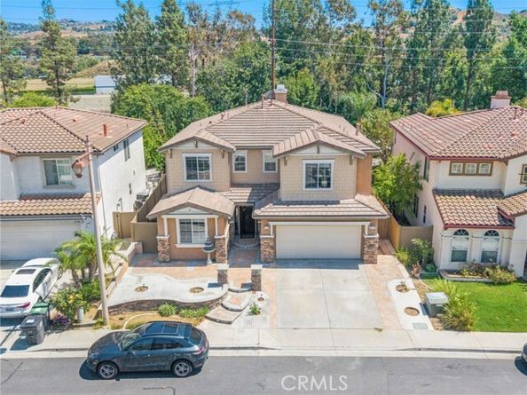 8180 E Brookdale Lane, Anaheim CA 92807