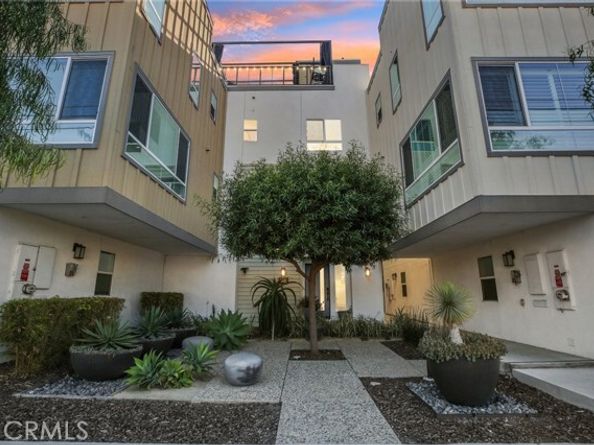 1833 S Mesa Street, San Pedro (los Angeles) CA 90731