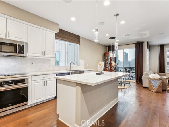 1833 S Mesa Street, San Pedro (los Angeles) CA 90731