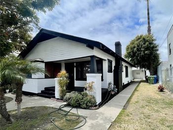 1209 S Grand Avenue