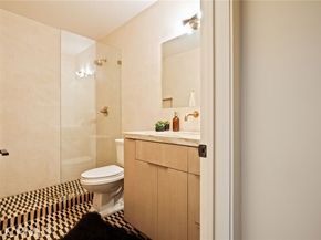 8336 Stewart, Westchester (los Angeles) CA 90045