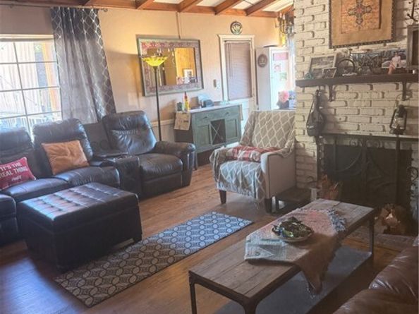 10626 Olive Grove Avenue, Sunland (los Angeles) CA 91040