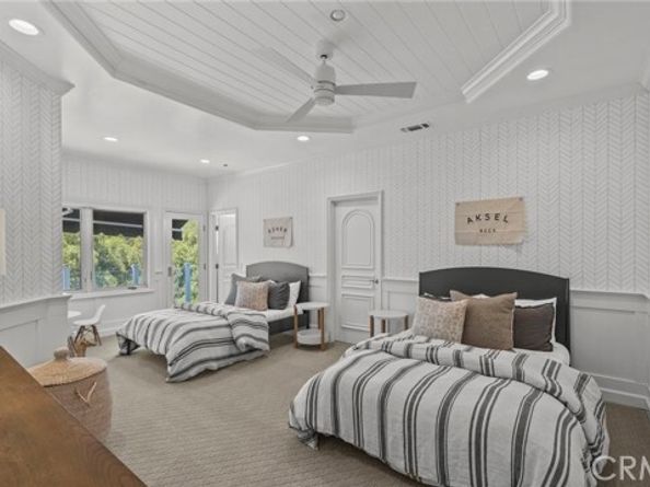 53 Augusta, Laguna Hills CA 92679