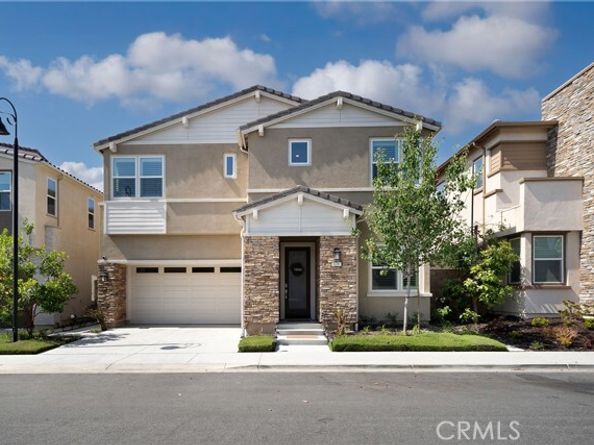 639 Athos, Lake Forest (el Toro) CA 92630