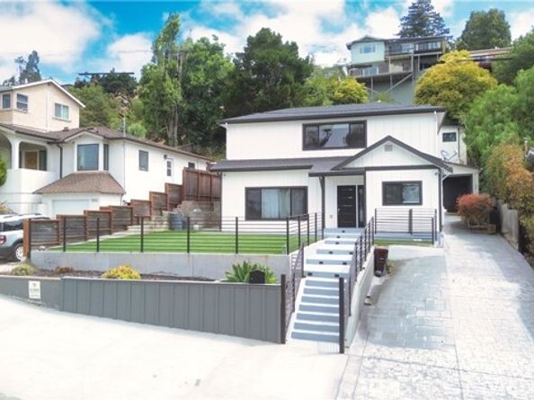 7900 Michigan Avenue, Oakland CA 94605