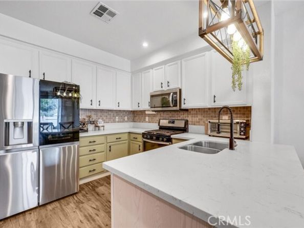 8449 E Arrowhead Way, Anaheim CA 92808