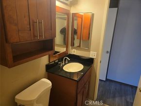 23240 Orange Avenue 2, Lake Forest (el Toro) CA 92630