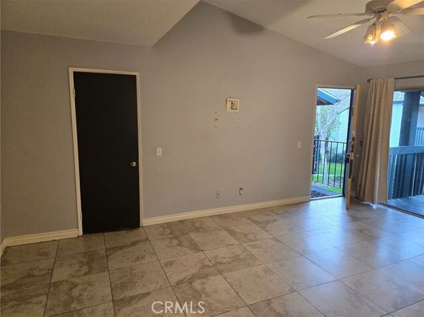 23240 Orange Avenue 2, Lake Forest (el Toro) CA 92630
