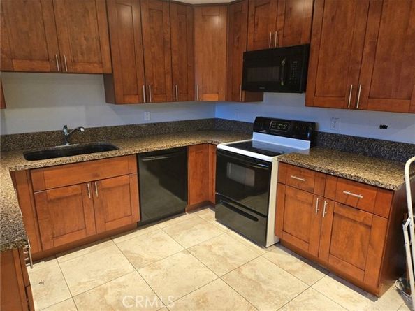 23240 Orange Avenue 2, Lake Forest (el Toro) CA 92630