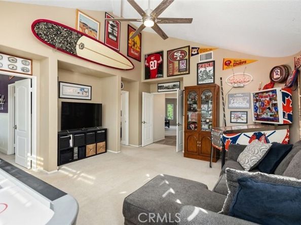 19222 Red Bluff, Lake Forest (el Toro) CA 92679