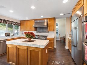 19222 Red Bluff, Lake Forest (el Toro) CA 92679