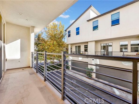 19505 Cardigan Drive, Northridge (los Angeles) CA 91324