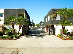 10803 Blix Street 2, Toluca Lake (los Angeles) CA 91602