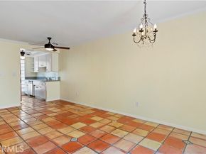 10803 Blix Street 2, Toluca Lake (los Angeles) CA 91602