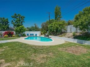 23853 Hatteras Street, Woodland Hills (los Angeles) CA 91367