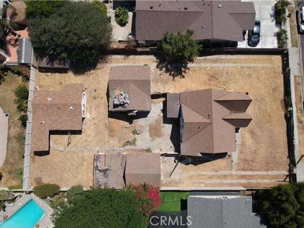 6824 Tyrone, Van Nuys (los Angeles) CA 91405