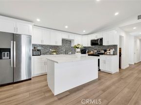 13706 Sproule Avenue, Sylmar (los Angeles) CA 91342