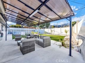 13706 Sproule Avenue, Sylmar (los Angeles) CA 91342