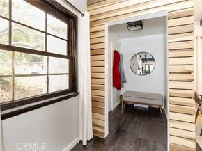 9742 Hillhaven Avenue, Tujunga (los Angeles) CA 91042