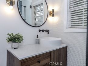 9742 Hillhaven Avenue, Tujunga (los Angeles) CA 91042