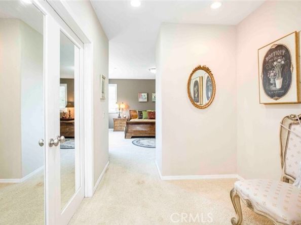 10266 Horsehaven Street, Sun Valley (los Angeles) CA 91352