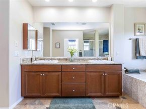 10266 Horsehaven Street, Sun Valley (los Angeles) CA 91352