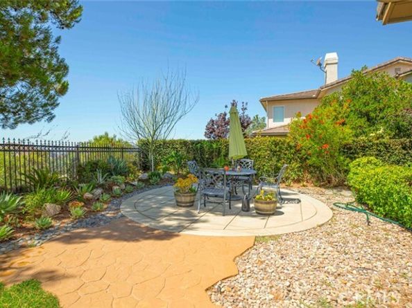10266 Horsehaven Street, Sun Valley (los Angeles) CA 91352