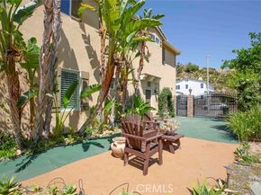 10266 Horsehaven Street, Sun Valley (los Angeles) CA 91352