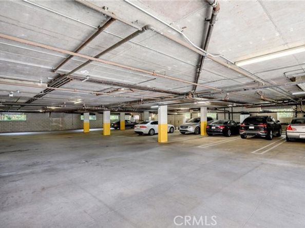 11323 Huston Street 1, North Hollywood (los Angeles) CA 91601