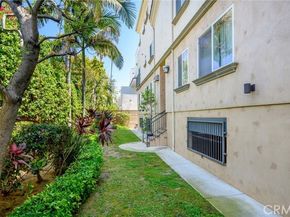 11323 Huston Street 1, North Hollywood (los Angeles) CA 91601
