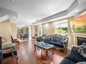 11323 Huston Street 1, North Hollywood (los Angeles) CA 91601