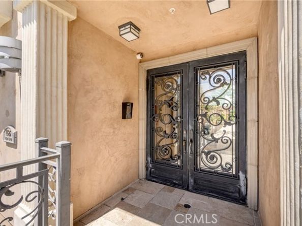 11323 Huston Street 1, North Hollywood (los Angeles) CA 91601