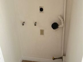 8505 Columbus Avenue 211, North Hills (los Angeles) CA 91343