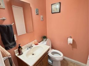 10430 Mcvine Avenue, Sunland (los Angeles) CA 91040