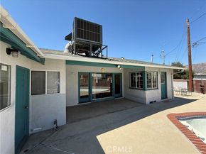 10430 Mcvine Avenue, Sunland (los Angeles) CA 91040