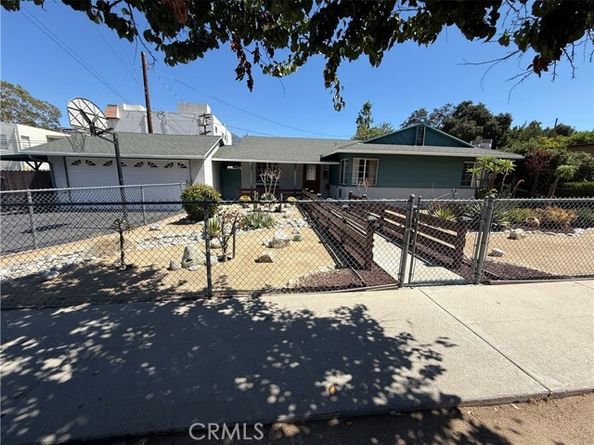 10430 Mcvine Avenue, Sunland (los Angeles) CA 91040